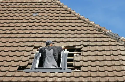 Pose de velux - Saint-Moreil